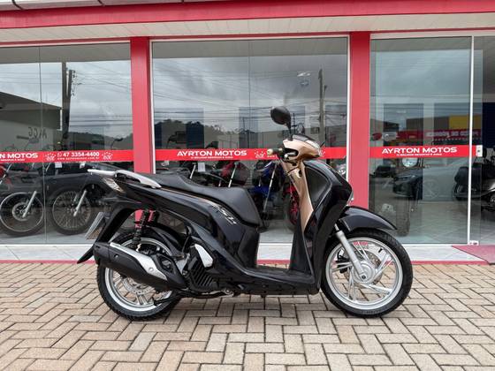 HONDA SH 150i DLX 